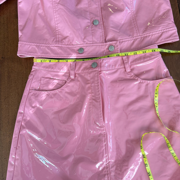 Trina Turk NWT Andre Pink Faux Patent Leather Skirt Mean Girls Clueless Sz 8 - Picture 9 of 14